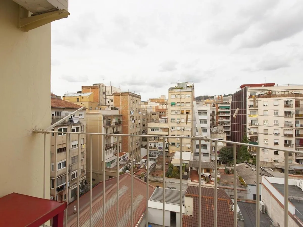 Top Flat Sagrada Barcellona 0*,  Spagna