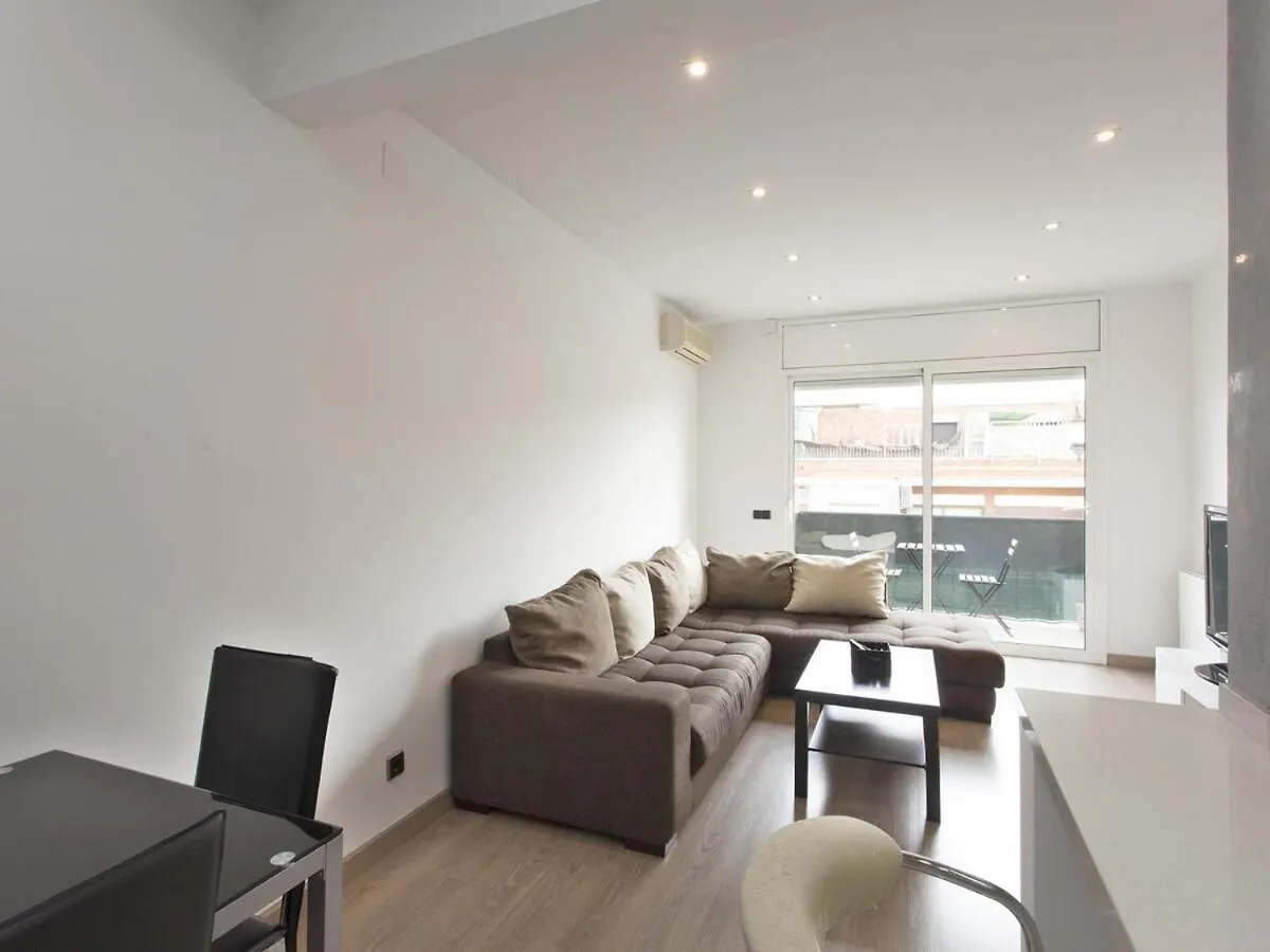 Top Flat Sagrada Barcellona Spagna