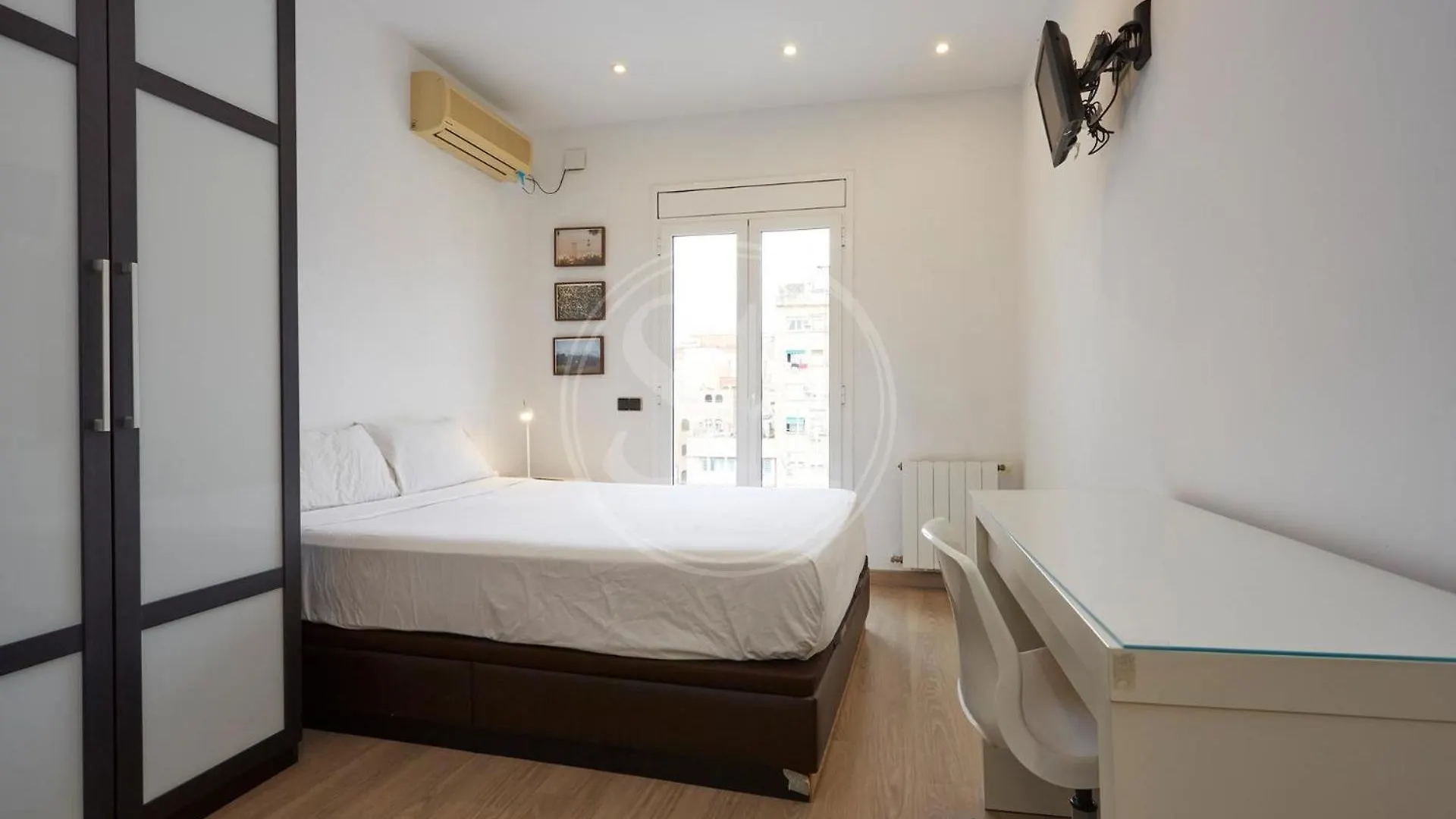 Top Flat Sagrada Barcelona Apartment
