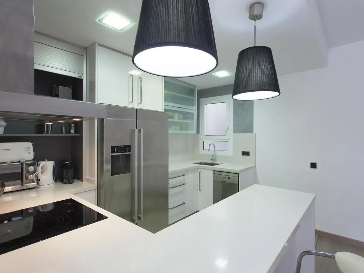 Top Flat Sagrada Barcelona 0*,